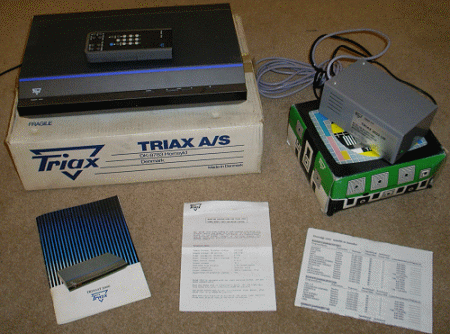 2000S Triax Triasat com posicionador. Embalado com o manual